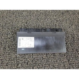 ECU และโมดูลคอมพิวเตอร์มือสองสำหรับรถยนต์ซีรีส์ 5 รุ่น 6135917606901 - Product Image 1
