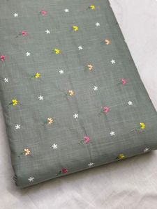 Tissu de lin multi-usage pour boutique, largeur 44 pouces, idéal pour les robes de fantaisie, les kurtis, les saris, etc. - Product Image 6