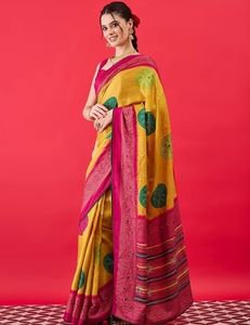 Sari KV Amarillo de Georgette con Bordado de Espejo y Blusa sin Coser - Product Image 3