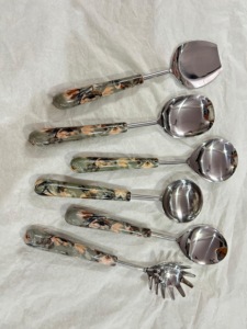 Unicorn Handicrafts Premium Gold Plated Stainless Steel Dishwasher Safe Flatware Spoon Fork Knife Set Modern Dining Tableware - Product Image 6