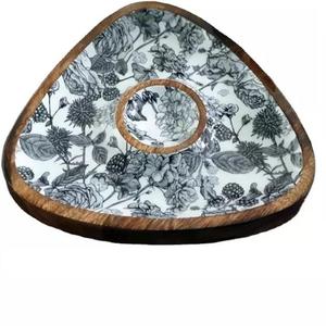 Tabla de Servir y Bandeja de Desayuno Minimalistas y Ecológicas de Madera de Acacia Natural |   Plato para Comida de Fiesta Duradero de la India - Product Image 4