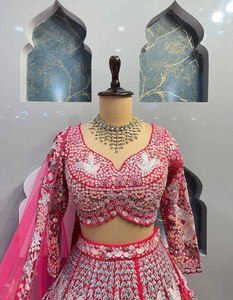 Vestido Tradicional Indio Anarkali Lehenga Choli con Bordado Floral Rosa, Dupatta de Georgette de Secado Rápido, Traje para Bodas y Fiestas - Product Image 5