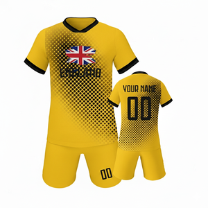 Ensemble de maillots de football personnalisés avec numéro imprimé, maillot et short respirants en mesh, tenue d'entraînement de club sublimée en gros - Product Image 6
