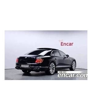 Bentley Flying Spur 4.0 Agosto 2022 15,725 km Volante a la Izquierda Caja de Cambios Automática - Product Image 2