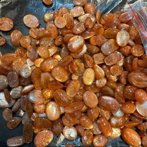 Cabujones sueltos de piedra solar naranja, piedras preciosas minerales de 8mm, calibración con tratamiento térmico - Product Image 1