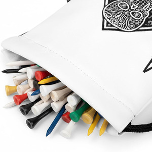 Organisateur de balles de golf en cuir de haute qualité, offrant un rangement pratique et un aspect luxueux, en vente à un prix abordable. - Product Image 4