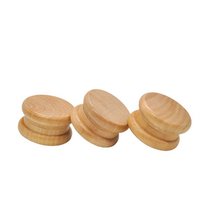 Broyeur à herbes en bois à 2 couches, moulin à épices manuel avec dents métalliques, broyeur à herbes rond, logo personnalisé, vente en gros - Product Image 3