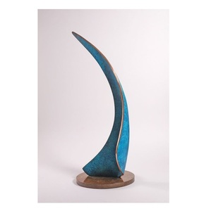 Sculpture Moderne Abstraite en Forme de Voile de Lune, Élégante Statue en Bronze Vertigre pour Salon de Luxe et Décoration de Maison en Bord de Mer - Product Image 2