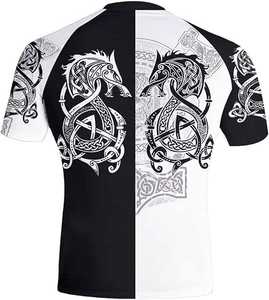 Camiseta de Compresión Deportiva para Hombre, Manga Corta, Diseño Yin Yang con Estampado de Lobo, Negro y Blanco, Estilo Tribal Dragón, para Entrenamiento Atlético y Gimnasio - Product Image 3