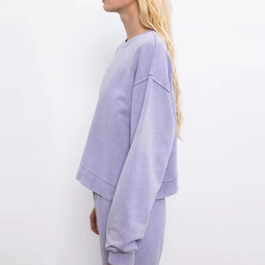 Sudadera Cuello Redondo para Mujer MKB ENTERPRISES, Alta Calidad, Precio Económico, Felpa Sólida de Algodón, Lavado Ácido, 280g, Logotipo Personalizado en la Parte Delantera - Product Image 3