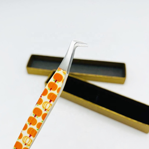 Pince à cils pour soins personnels, pose et retrait de faux cils, design ergonomique antidérapant, emballage personnalisé. - Product Image 2