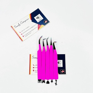 Pince à cils Somofy Enterprises en acier inoxydable, pointes de précision, logo personnalisé, manche rose, outils d'extension de volume - Product Image 1