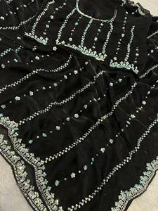Lehenga Choli Indio Negro de Satén con Lentejuelas Bordadas para Mujer, Vestido Étnico para Bodas, Fiestas y Diwali, Largo hasta el Suelo, Suave - Product Image 5