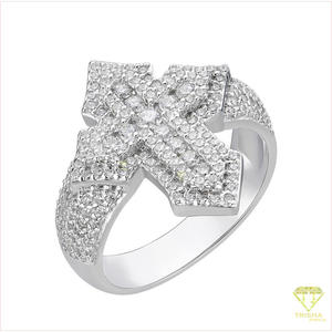 Anillo Geométrico de Plata de Ley 925 con Diamante Moissanita, Banda Ancha Brillante y Diseño Audaz para Revendedores de Joyería - Product Image 4