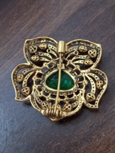Broche en dobleto verde con baño de oro y piedra polki en plata 925 para boda, broche hecho a mano para hombre, para fiesta. - Product Image 4