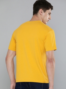 Camiseta Amarilla de Manga Corta para Hombre con Estampado de Foto de Carretera, Corte Regular, Cuello Redondo, 100% Algodón Jersey, Transpirable - Product Image 4