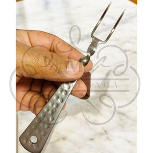Juego de Cubiertos Rústicos de Acero Forjado a Mano Estilo Vikingo, Colección Exclusiva de Comedor Artesanal, Cuchara, Tenedor y Cuchillo para Exteriores - Product Image 3