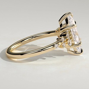 Bague de fiançailles en or massif 14 carats avec diamant taille marquise, halo et bande pavée, certifiée IGI, style classique - Product Image 5