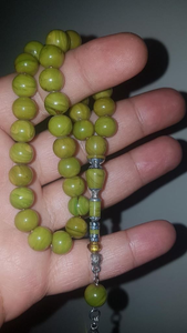 ลูกปัดเรซิ่นใส งานฝีมือศาสนาอิสลาม เป็นมิตรกับสิ่งแวดล้อม รักษาความรัก สามารถปรับแต่งสี ขนาด และรูปทรงได้ สายประคำสำหรับสวดมนต์ของชาวมุสลิม - Product Image 3