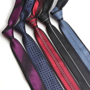 Corbata Clásica para Hombre con Rayas Moradas de 6 cm, Corbata de Satén para Negocios y Eventos Formales - Product Image 1