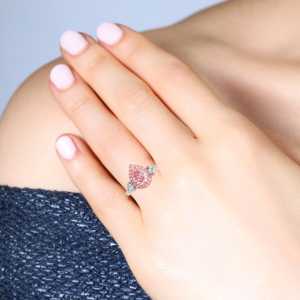 Anillo de Joyería Fina de Oro Sólido de 14k/18k con Diamante Rosa Argyle de Corte Redondo Cultivado en Laboratorio de 0.75ct/0.52ct y Diamante Blanco de Laboratorio de 0.11ct - Product Image 5