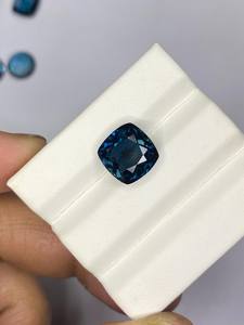 พลอยบลูโทแพซลอนดอน ขนาด 5 มม. ถึง 10 มม. รูปทรงคุชชั่น เจียระไนแบบธรรมชาติ สำหรับทำเครื่องประดับ - Product Image 4