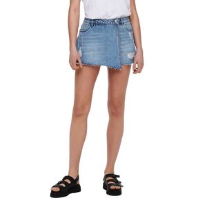 Cómodos shorts de mezclilla para mujer con costuras resistentes y corte moderno para un estilo diario a la moda. - Product Image 2