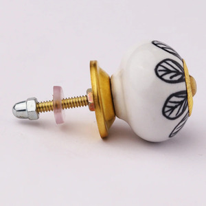 Boutons en céramique faits à la main en gros, blancs et noirs, à motif floral, poignées de porte rondes, tirants de tiroir, lot en vrac - Product Image 4
