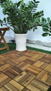 Baldosa Cuadrada de Madera de Acacia Moderna, 300x300mm, Impermeable, Ecológica, Antideslizante, Encajable, para Terraza Exterior - Product Image 3