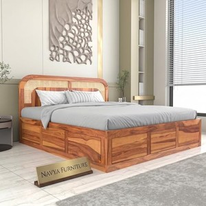 Espejo Redondo de Pared de Madera de Sheesham con Borde Floral Tallado a Mano, Venta al Por Mayor - Product Image 2