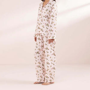Ensemble de pyjama en coton fleuri pour femmes, doux, manches longues, 2 pièces, vêtements de nuit, vêtements de détente longs avec col rabattu - Product Image 4