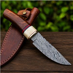 Couteau de survie extérieur artisanal Black Smith 1987 en acier Damas, manche bois et os, lame à pointe clip, longueur totale 12 pouces, étui en cuir - Product Image 6