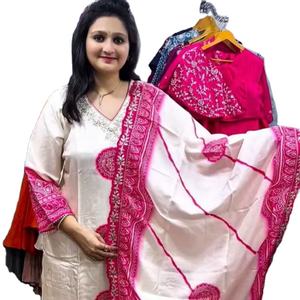 Belle conception colorée imprimée numérique bordure droite Fancy Kurti prête pour les occasions festives comme Diwali ou Sangeet - Product Image 1