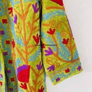 Chaqueta de algodón Suzani hecha a mano en India, chaqueta larga bordada a mano, abrigo unisex, chaqueta larga Suzani hecha a mano - Product Image 4