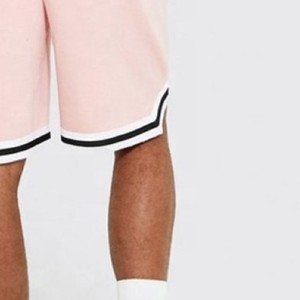 Shorts de basketball légers pour hommes en maille, couleur unie, séchage rapide, respirants, taille élastique, sur mesure, haute qualité, 100 % polyester, tendance - Product Image 4
