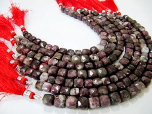 Collier de perles de quartz tourmaline naturelles, perles en forme de boîte carrée 3D, perles de grenat - Product Image 5