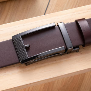 Ceinture en cuir pleine fleur véritable de luxe faite à la main en cuir de vachette de haute qualité pour hommes, service OEM ODM, acier respirant et imperméable, 3,5 cm - Product Image 4