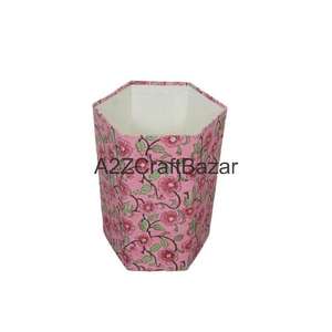 Poubelle élégante hexagonale pliable en coton et carton, faite à la main, imprimée, pour usage intérieur/extérieur, rue et bureau - Product Image 1