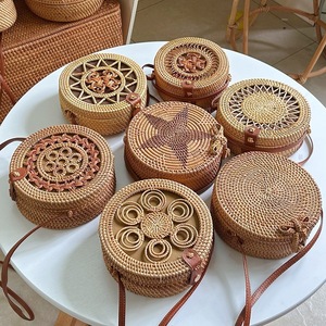 Handmade Unisex Rattan Wicker <strong>Eco</strong>-<strong>Friendly</strong> Cotton <strong>Purse</strong> Large Capacity Zipper Soft Lightweight Durable Handbag Circle Design - Product Image 2