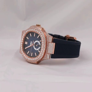 Bracelet de montre couleur or rose, bracelet en silicone noir avec incrustation de cristaux, bracelet de remplacement pour montres de luxe - Product Image 4