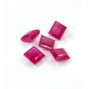 Rubis naturels de Bangkok, carrés calibrés de 8 mm, pierres précieuses de rubis naturelles facettées, prêtes à l'emploi pour la fabrication de bijoux - Product Image 1