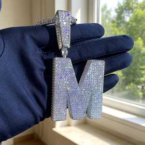 Colgante Personalizado con Letra Inicial M, Plata de Ley 925, Diamante Moissanita VVS, Estilo Hip Hop, Joyería con Letras del Alfabeto - Product Image 6