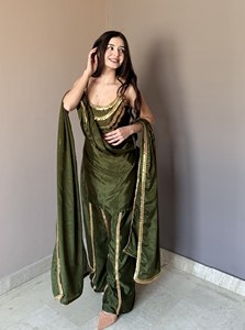 Conjunto de Kurti Exclusivo de Tela Chinon Premium, Pantalón de Diseñador, Dupatta Suave, Bordado Étnico, Completamente Cosido, para Mujer, Festividades y Bodas - Product Image 3