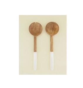 Service à salade artisanal en bois et résine, idéal pour servir la salade à la maison, dans la cuisine, lors de fêtes et d'événements, à un prix très compétitif. - Product Image 1