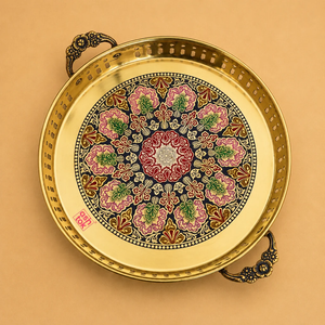 Plato de servir redondo de metal dorado de 10 pulgadas pintado a mano con asas, diseño floral clásico, plato decorativo perfecto para bodas - Product Image 5