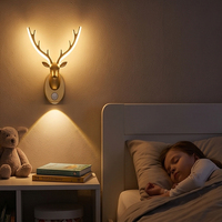 Applique murale LED tête de cerf dorée avec détecteur de mouvement, éclairage haut/bas, lampe décorative d'intérieur pour salon, couloir, entrée, escalier