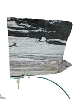 Marbre Dolomite Blanc Panda de Qualité Supérieure, Grandes Dalles Polies pour Hôtels, Centres Commerciaux et Hôpitaux, Design Moderne du Rajasthan
