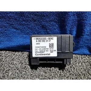 ECUs et modules informatiques d'occasion de classe E A0009003101 - Product Image 1