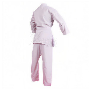 Uniforme de Taekwondo pour hommes au design traditionnel, personnalisable, léger, durable, adapté à tous les niveaux de compétence - Product Image 3