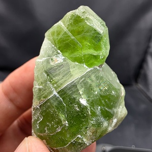 Spécimen de cristal de péridot vert fantôme naturel, pierre minérale brute irrégulière provenant du Kohistan, Pakistan, pour la fabrication de bijoux - Product Image 6